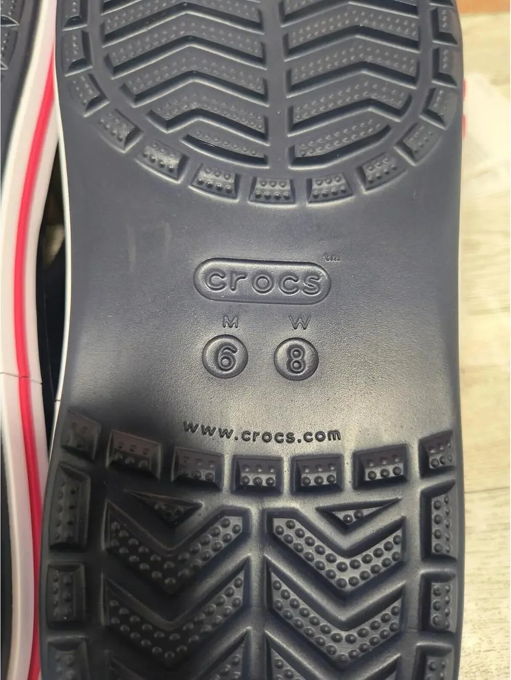 Crocs Bayaband Flip Size M6/W8 Sandals Patriot Red White Blue 205393-4CC NWT